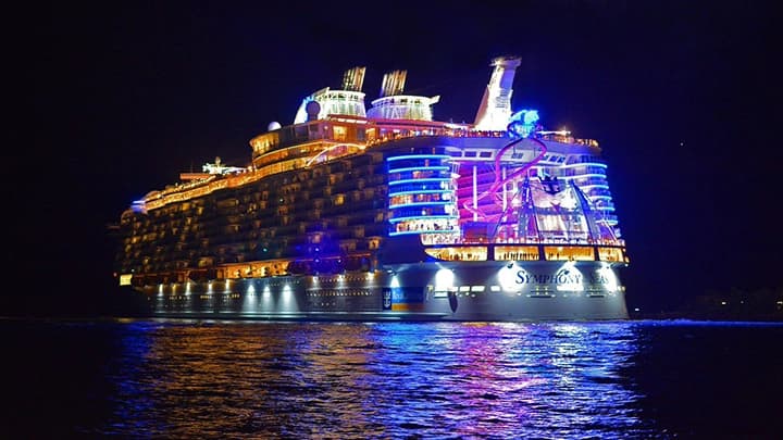 Symphony of the Seas ship